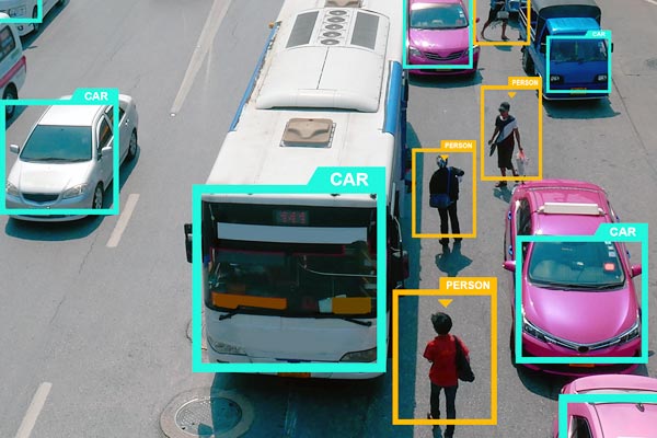 success-autonomous-minibus-people-identification.jpg success-autonomous-minibus-people-identification.jpg